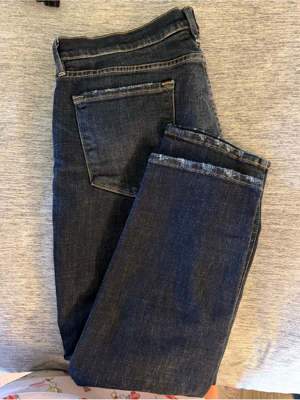 Frame Denim Women’s Slim Dark Indigo Jeans